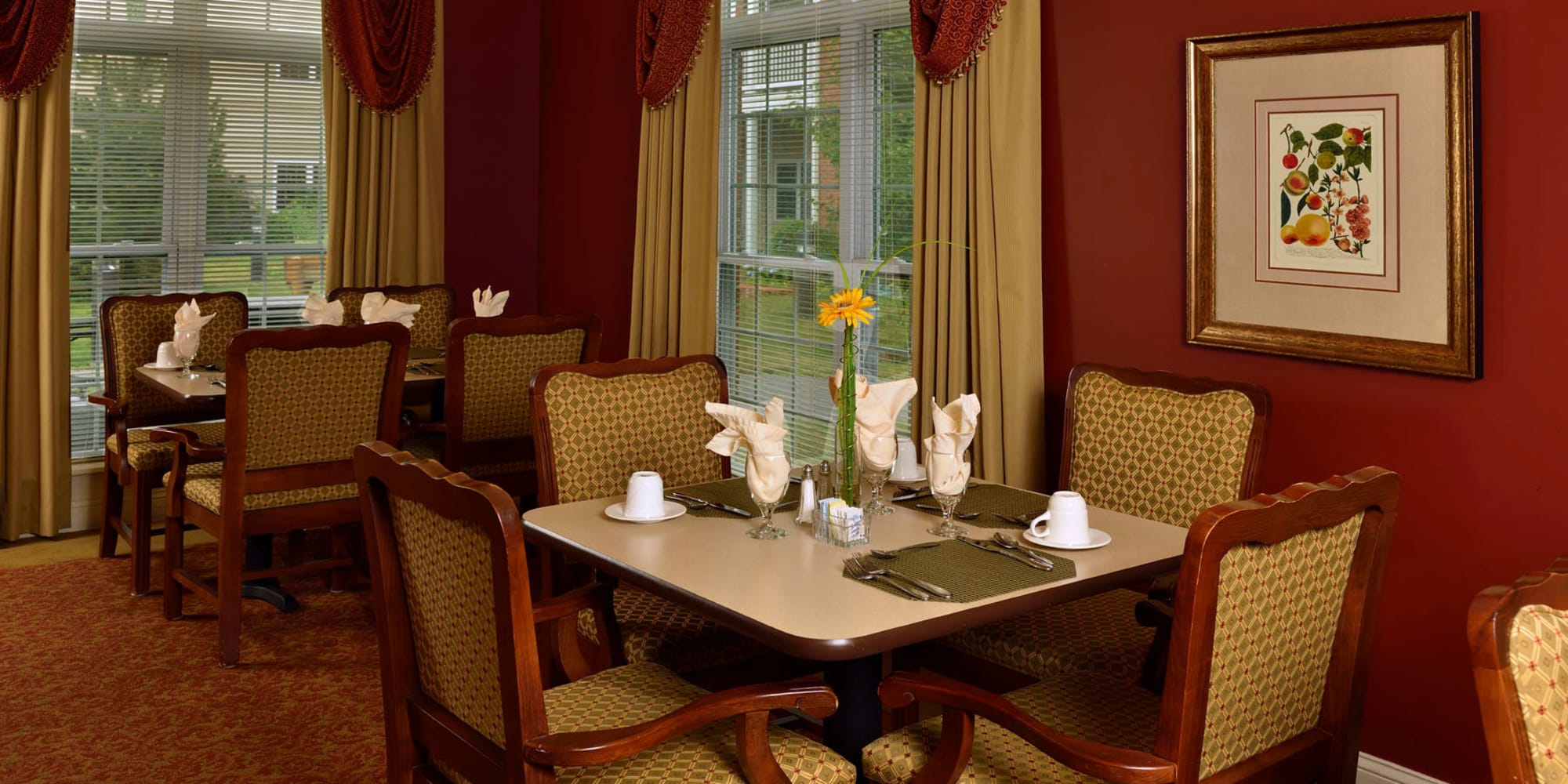 Resident dining room at Keystone Commons in Ludlow, Massachusetts. 