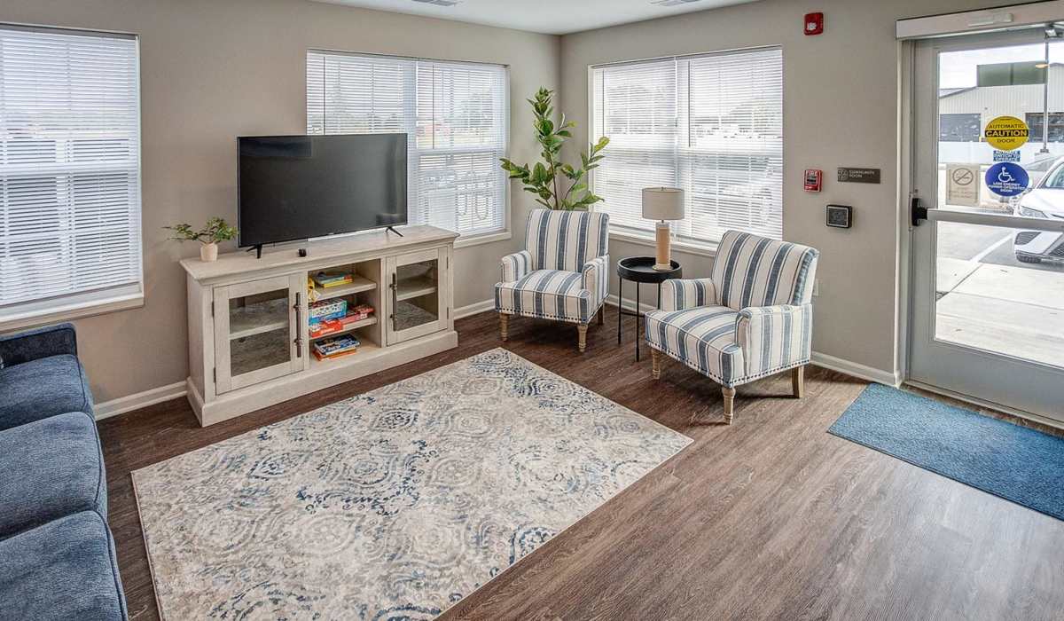 Living room at McKay Manor in Breese, Illinois
