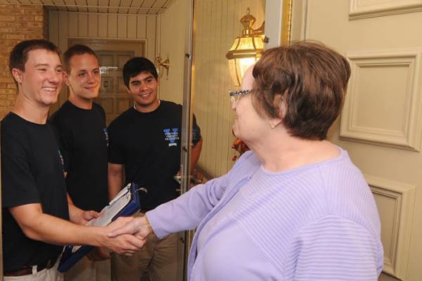 Virginia Varsity Transfer staff meet a customer for a day of moving.