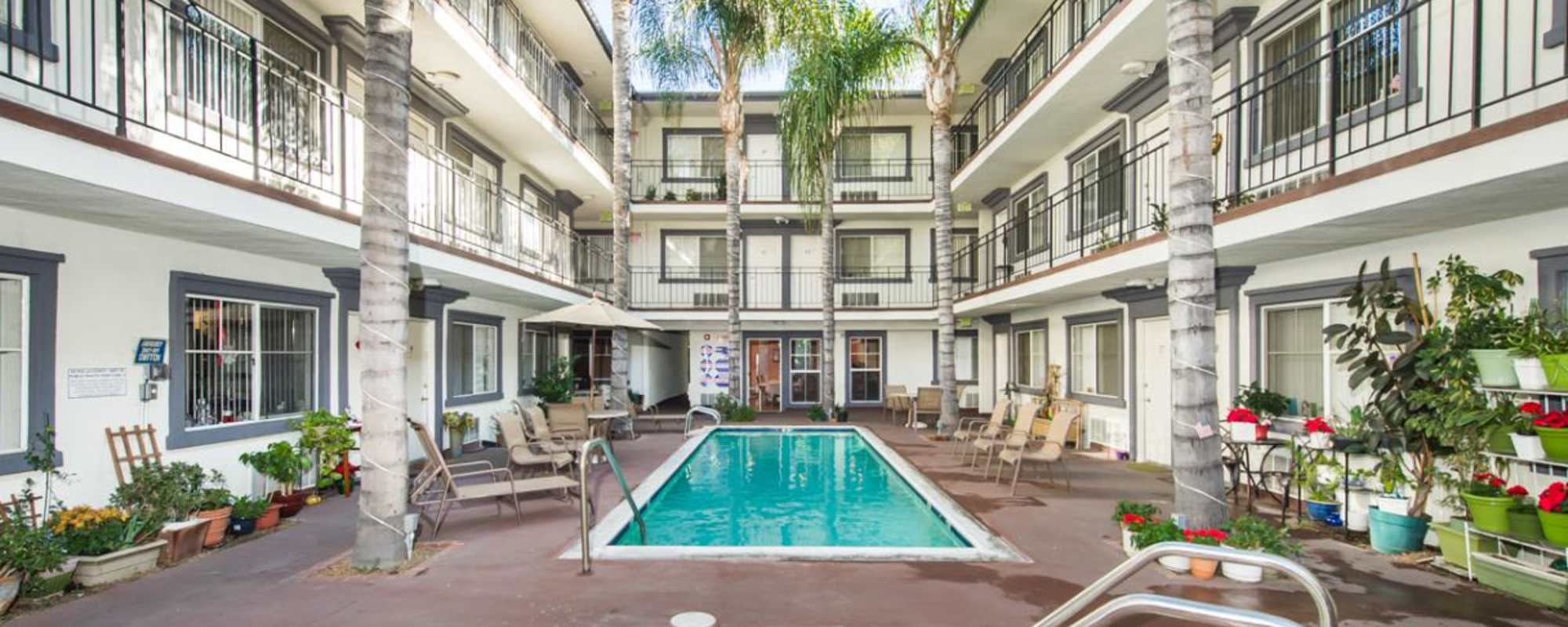 Apartments at Tarzana Courtyard in Tarzana, California