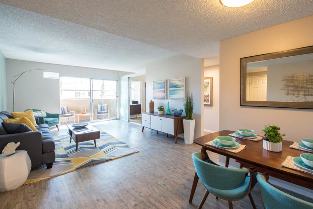 Photos of Sofi Thousand Oaks in Thousand Oaks, CA