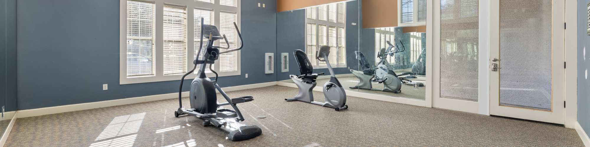 Amenities | Costa Ibiza in Houston, Texas