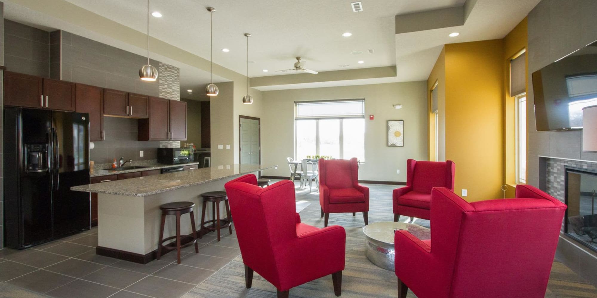 Apartments in West Des Moines, Iowa at The Cascades at Jordan Creek