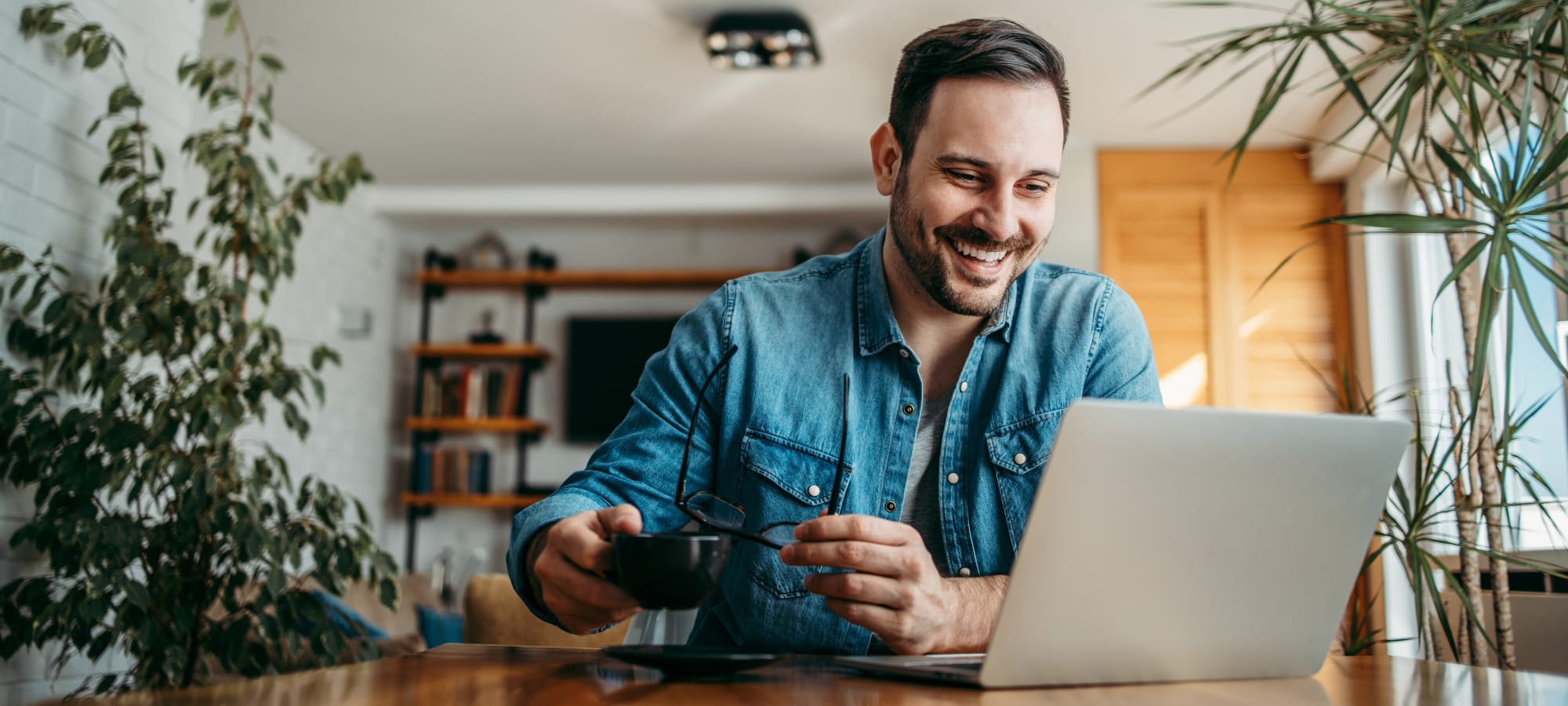 Connect with Marquis at Carmel Commons in Charlotte, North Carolina
