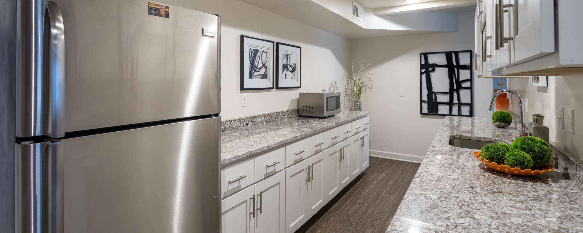 Apartments at Park Clayton Apartments in Saint Louis, Missouri