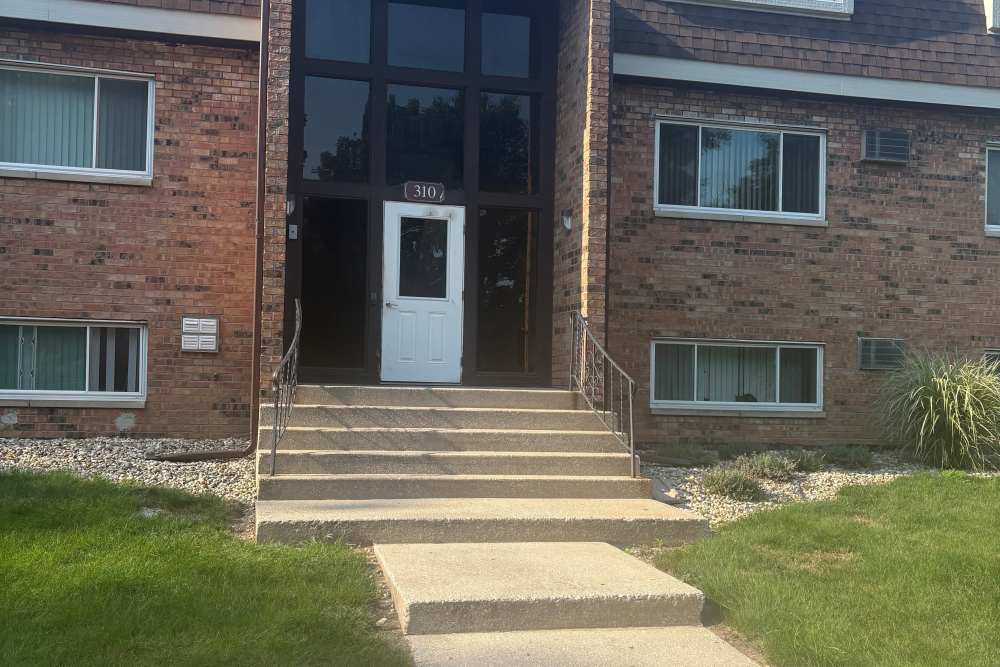 Entrance of Edgewood Group Apartments in Merrillville, Indiana