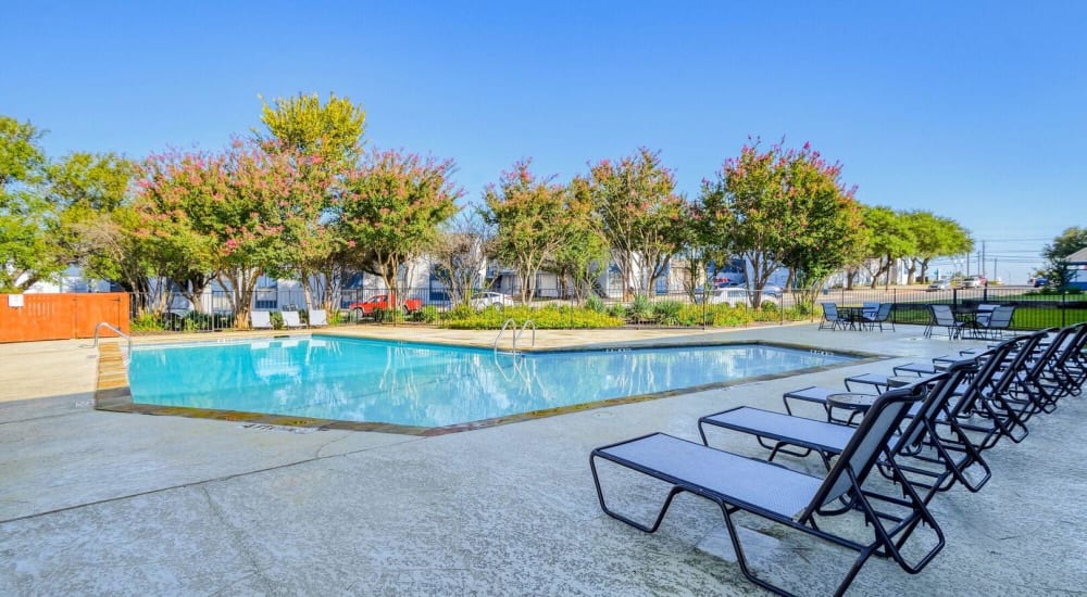 Serene swimming pool closeup at Villas del Tesoro in Dallas, Texas