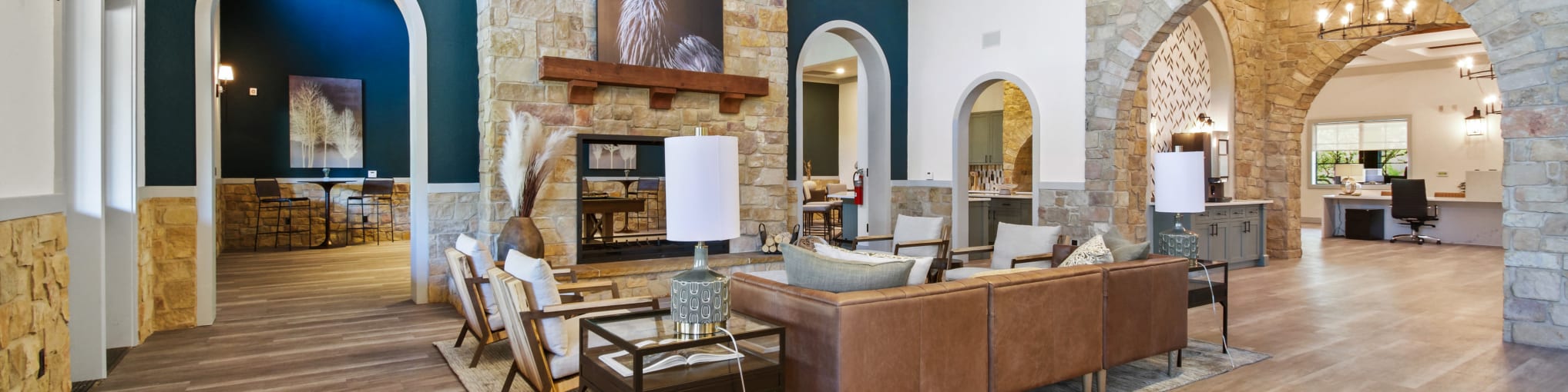 Apply to live at Marquis on Evans in San Antonio, Texas