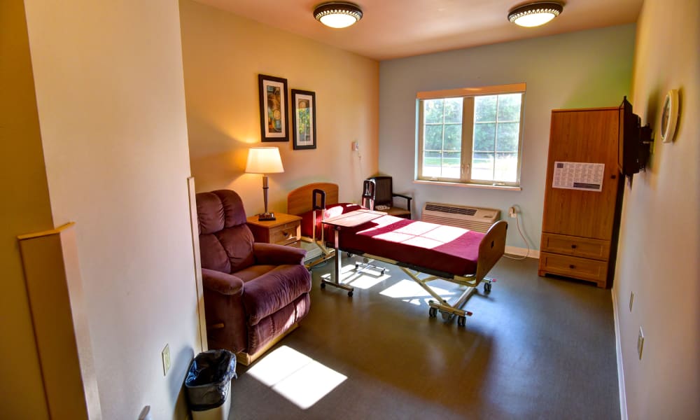 Transitional care room at Holton Manor in Elkhorn, Wisconsin
