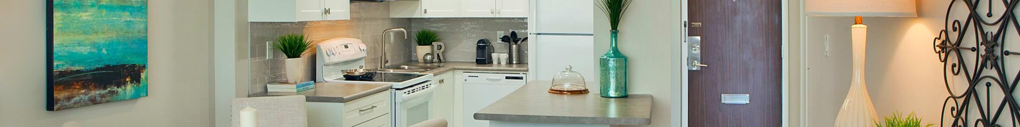 Schedule a tour of Applewood on the Park in Mississauga