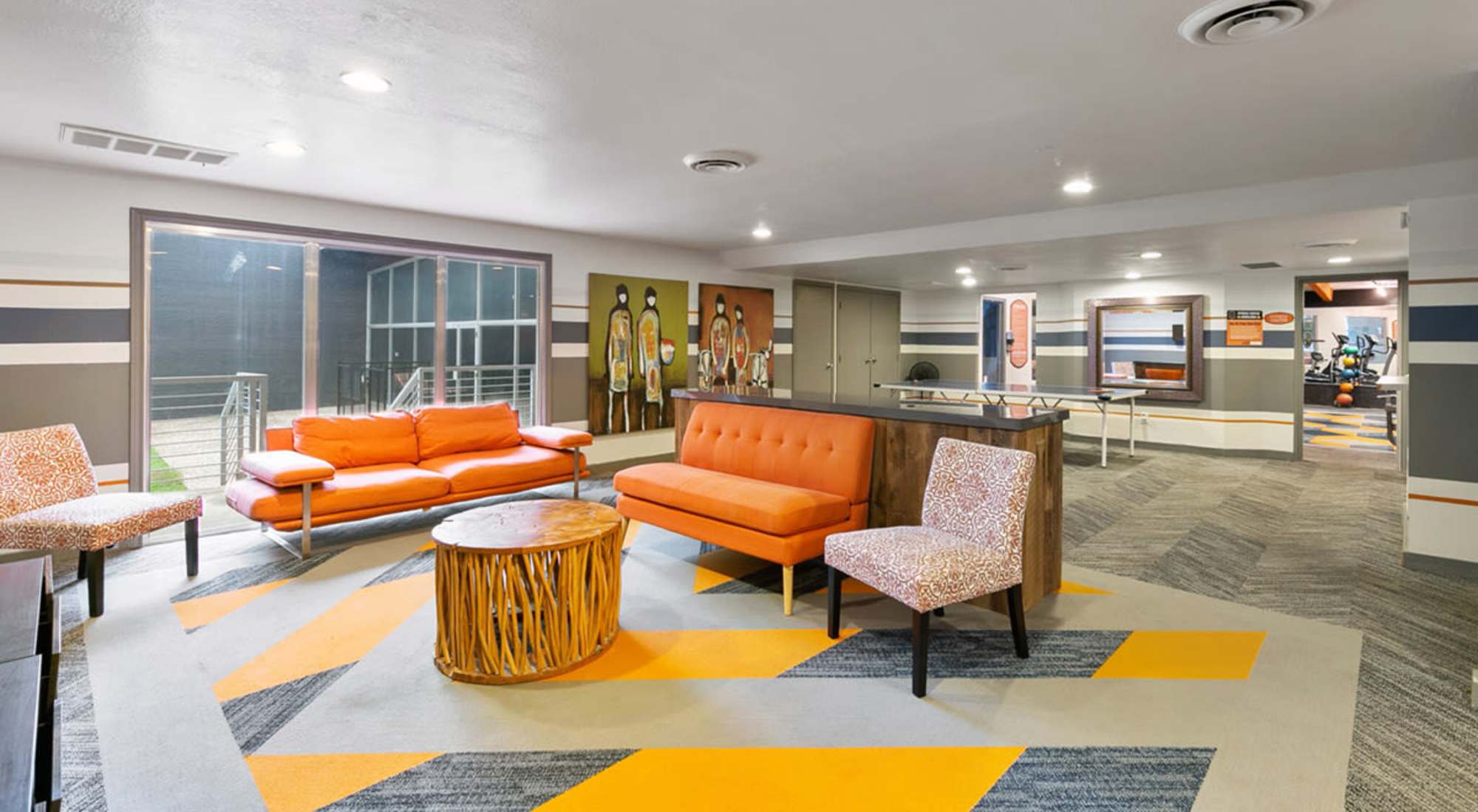 Amenities at The Pearl at Midtown in Dallas, Texas