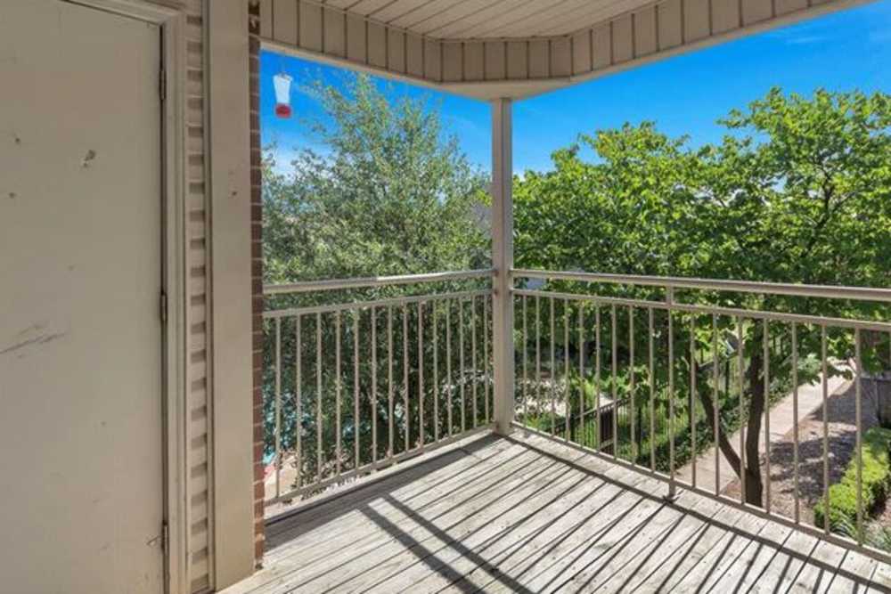 Private patio at Chapel Ridge of Pauls Valley in Pauls Valley, Oklahoma