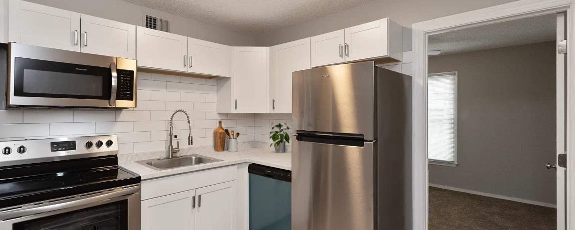 Apartments at 1104 18th Ave S in Nashville, Tennessee.