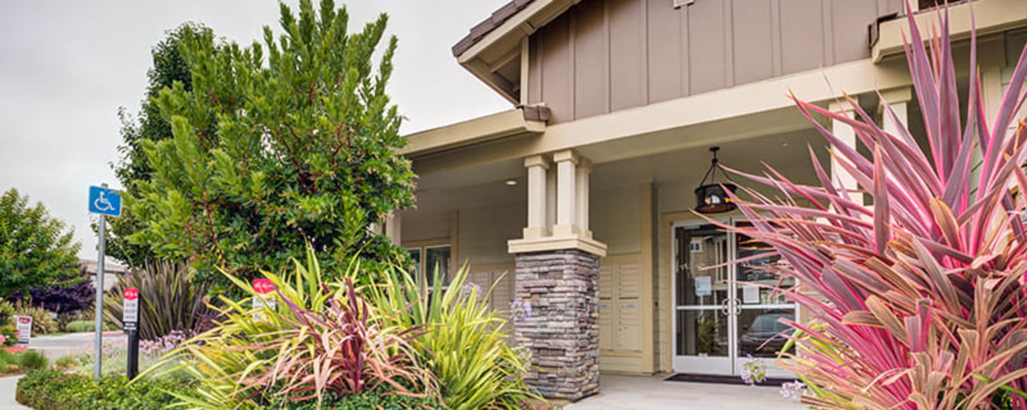 Schedule a Tour | The Reserve at Rohnert Park in Rohnert Park, California