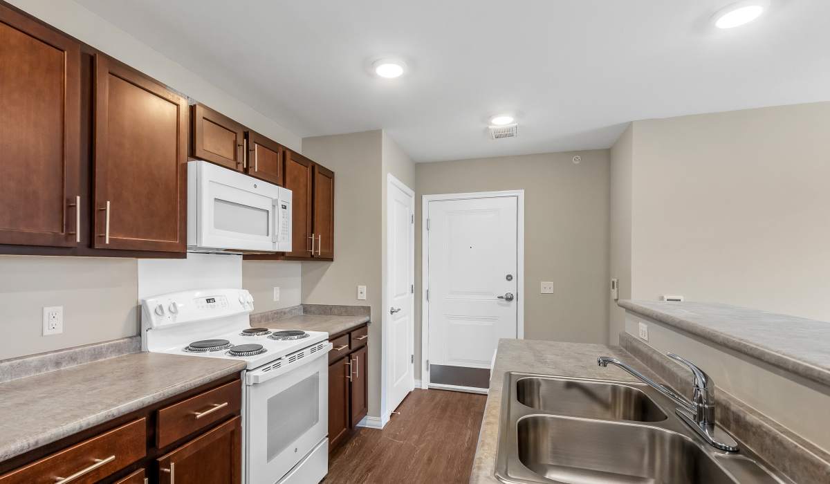Kitchen with oven and water sink at Stone Ridge Commons in Springettsbury Township, Pennsylvania