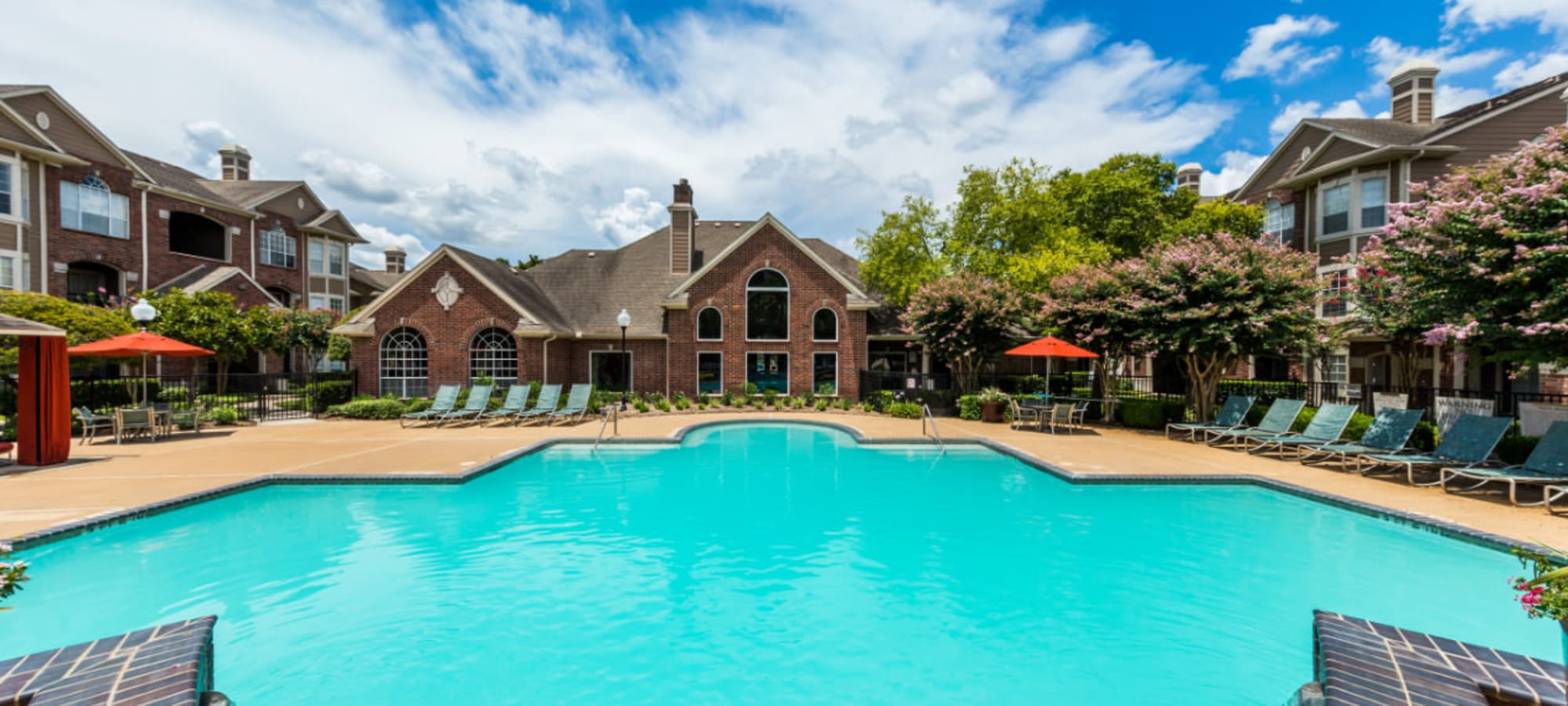 Apartments at Marquis on Park Row in Houston, Texas