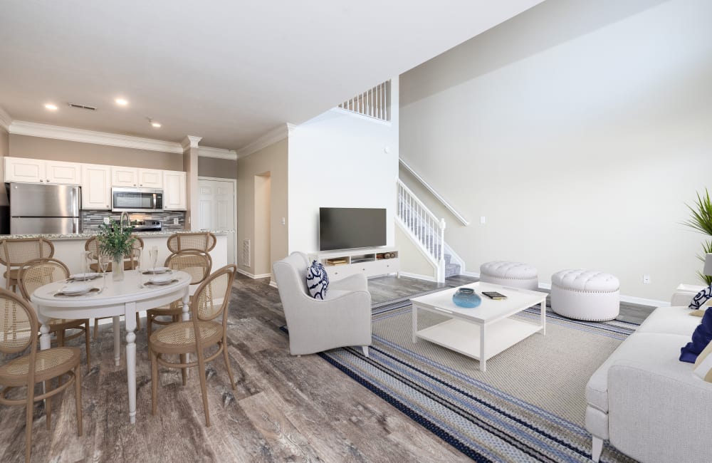 Kitchen with breakfast bar in a home at Christopher Wren Apartments & Townhomes in Wexford, Pennsylvania