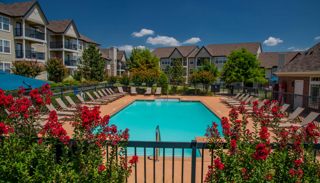 The pool at Villas at Stonebridge in Edmond, Oklahoma