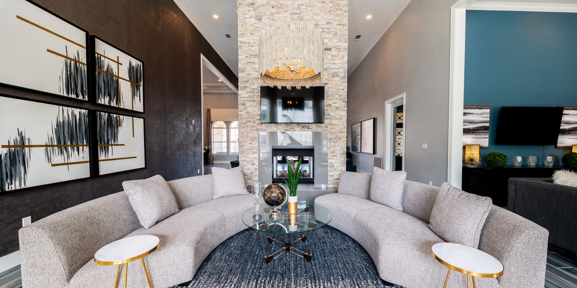 23Hundred @ Ridgeview apartments in Plano, Texas