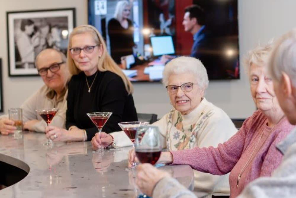 Residents enjoying a beverage together at the pub at Mercer Hill at Doylestown in Doylestown, Pennsylvania