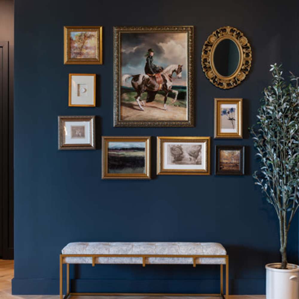 Decorative wall with wall painting at Katy Trail Uptown in Dallas, Texas