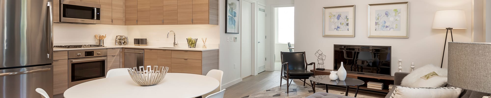 Amenities at TwentyTwenty Apartments in Portland, Oregon