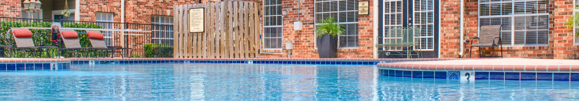 Neighborhood at The Lexington Apartment Homes in Biloxi, Mississippi