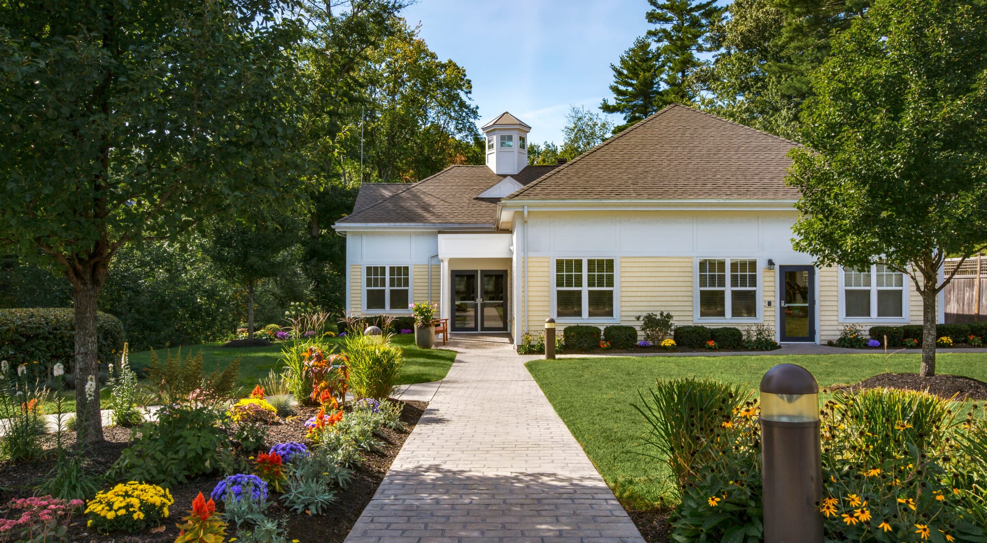 Schedule your tour of Regency Place in Wilmington, Massachusetts