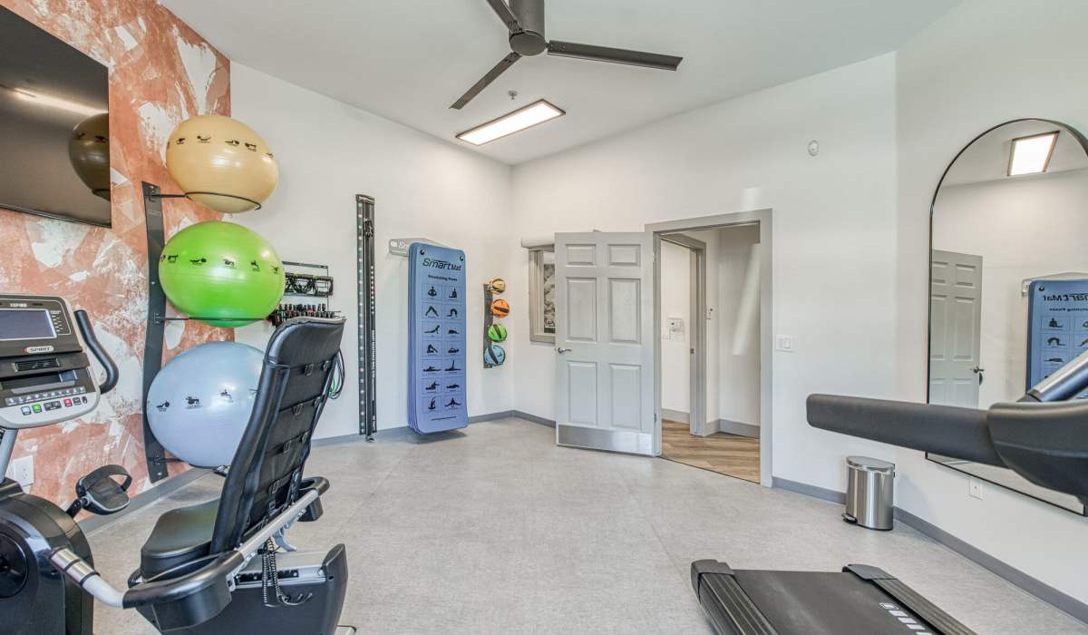 Fitness center with various equipments at Westwood Bluffs in Fresno, California