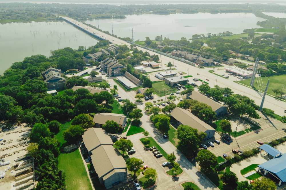 Drone shot of community at Lakeshore Villa Apartments in Rowlett, Texas