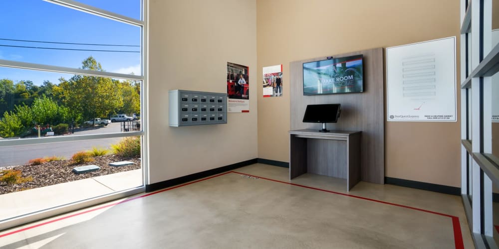 24/7 rentals and access at StorQuest Express Self Service Storage in Sonora, California