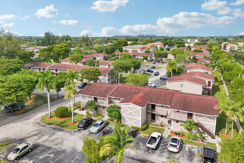 Apartments exterior shots at El Jardin Apartments in Hollywood, Florida