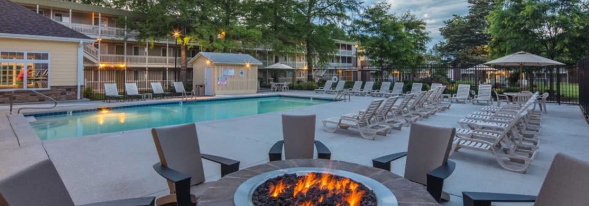 Residents at Heather Ridge Apartments in Columbia, Missouri 