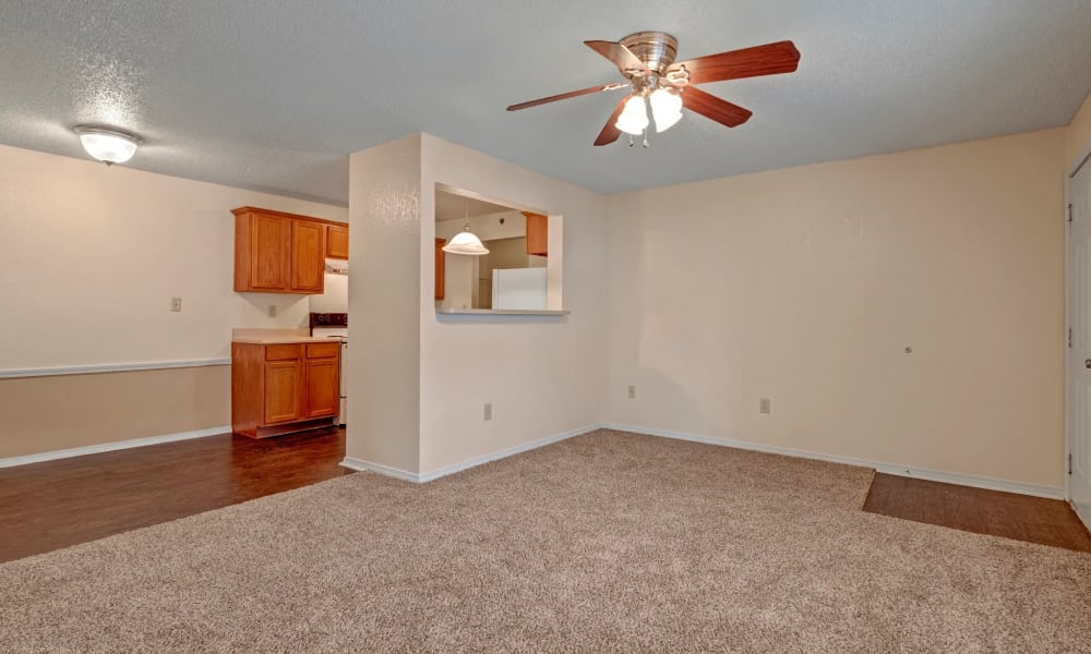 Spacious apartment with high ceilings at Yukon on 15th in Yukon, Oklahoma