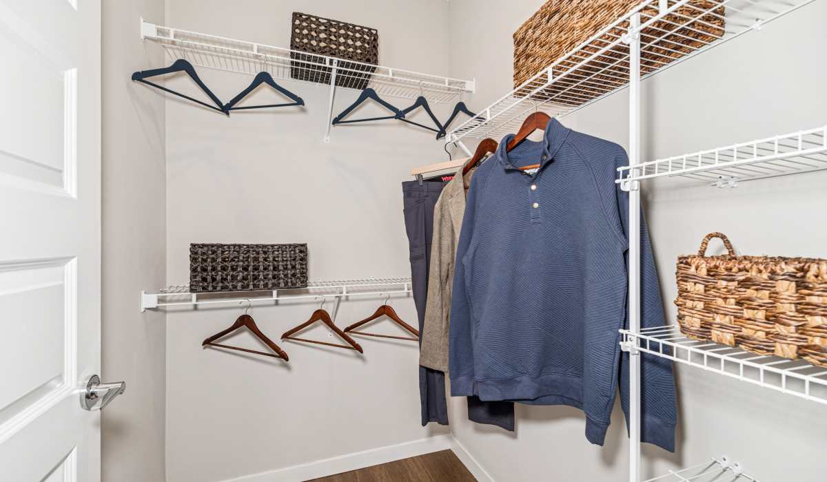 Spacious closet at Savelle Nona West in Orlando, Floridal
