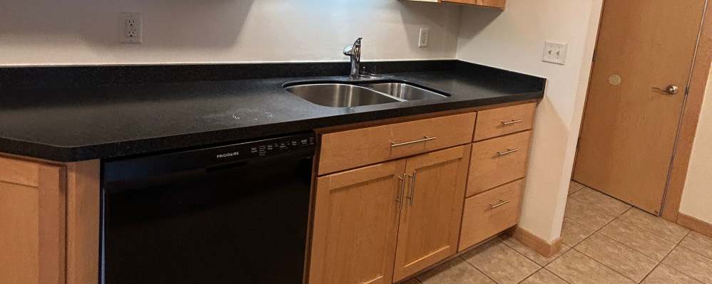 311 Kenwood Parkway Apartments