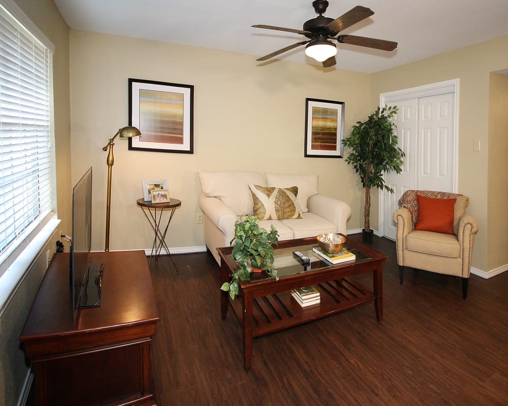 Photos of West Fork Village in Irving, TX