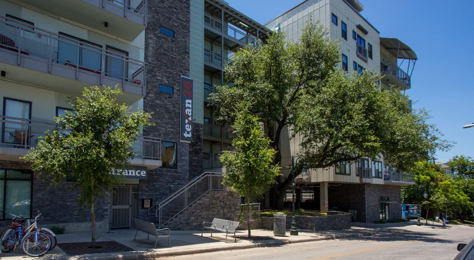 Texan 26 West Campus Austin Student Apartments near UT Austin