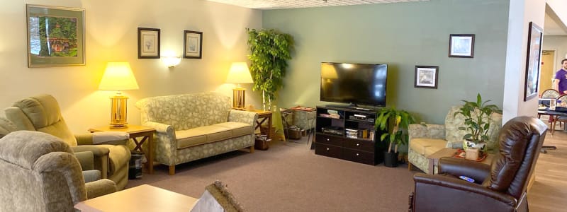 Resident bedroom at Wellington Place at Whiting in Stevens Point, Wisconsin