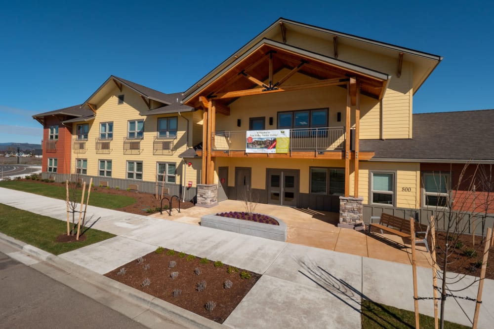 Front entrance at Pear Valley Senior Living in Central Point, Oregon