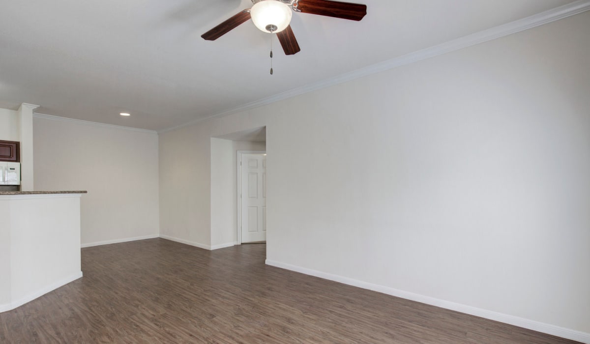 Photos of Walnut Ridge Apartments in Bastrop, TX