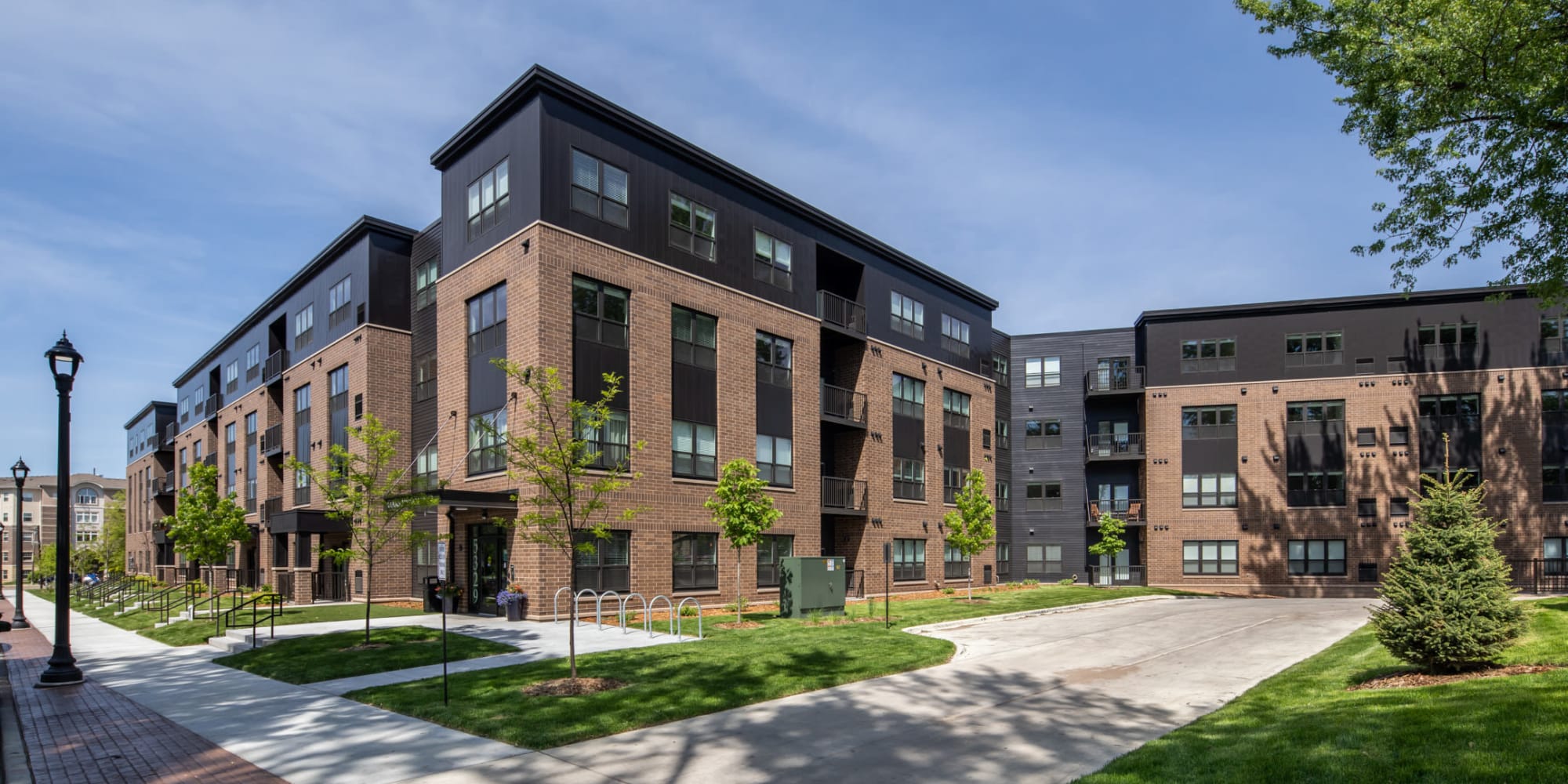 Oaks Minnehaha Longfellow apartments in Minneapolis, Minnesota