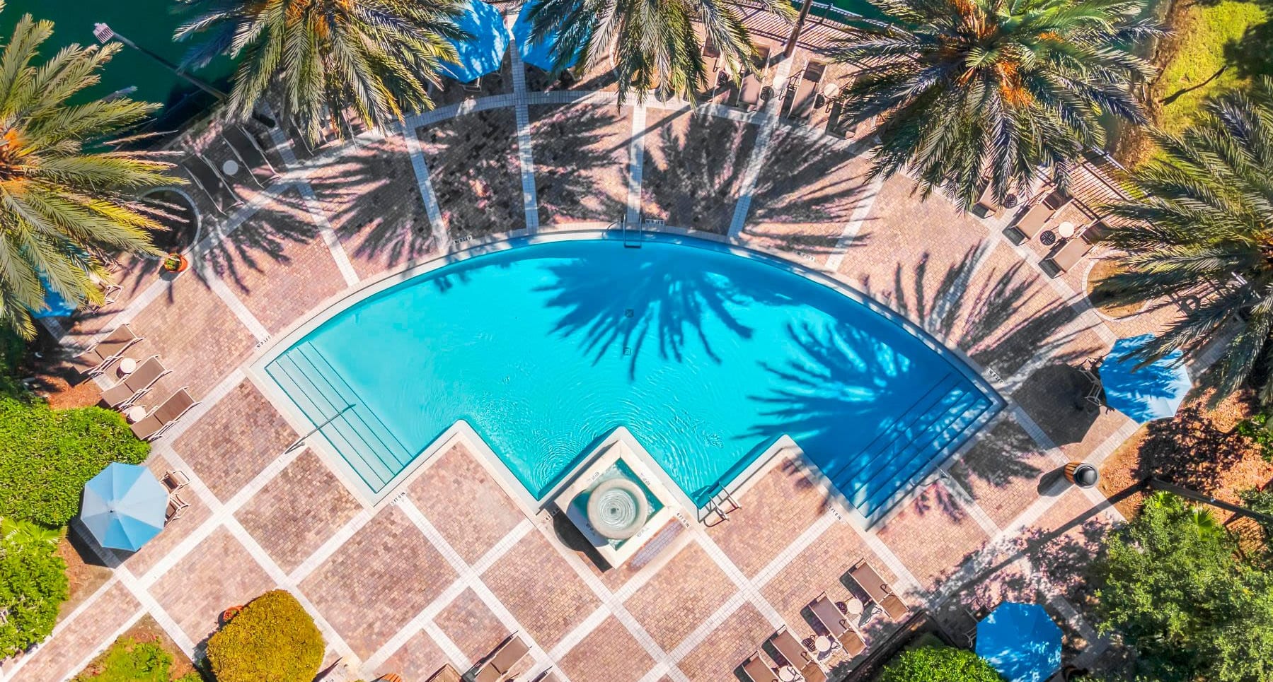 Aerial view of pool at Courtney Isles