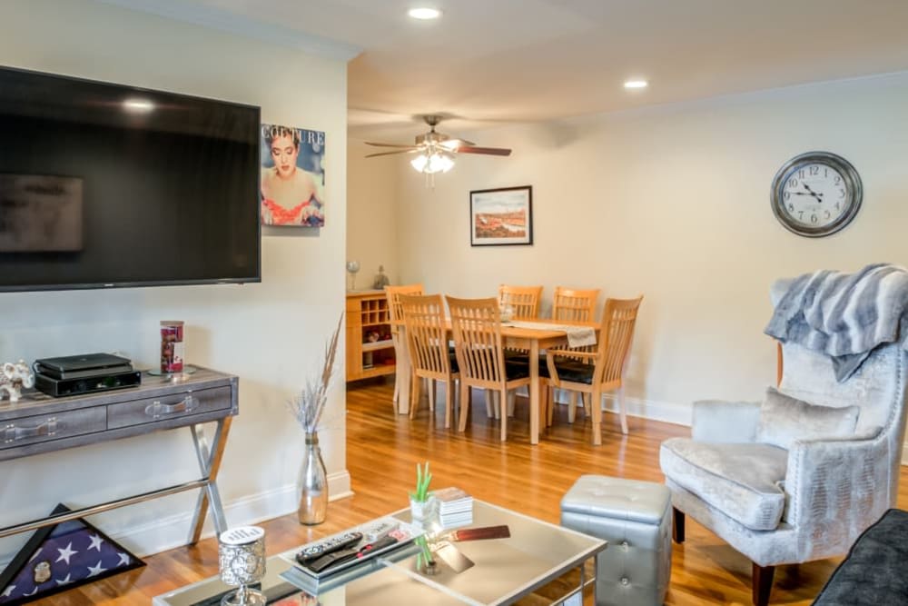 Living room at Pompton Gardens in Cedar Grove, New Jersey