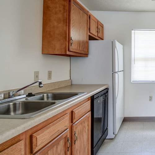 Beautiful kitchen at Oakmont Greene I in Mount Hope, West Virginia