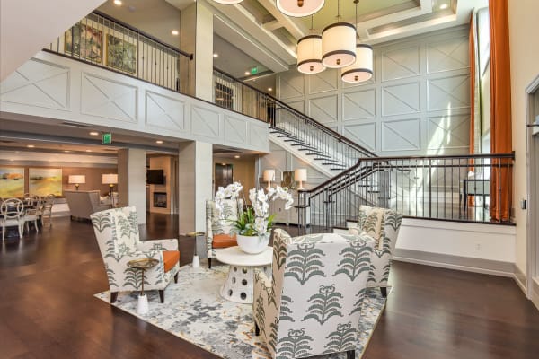 Lounge area with modern furniture at Anthology of Wildwood in Wildwood, Missouri