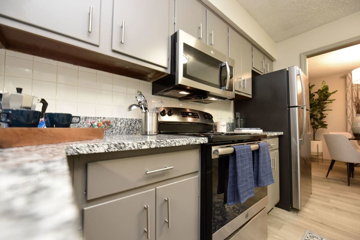Granite countertops at Veridian Castleton in Indianapolis, Indiana