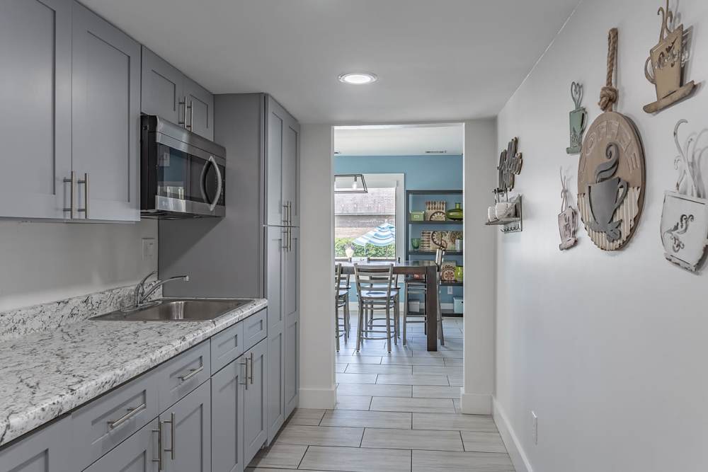 Clubhouse with in-built kitchen at Millcroft Apartments & Townhomes in Milford, Ohio
