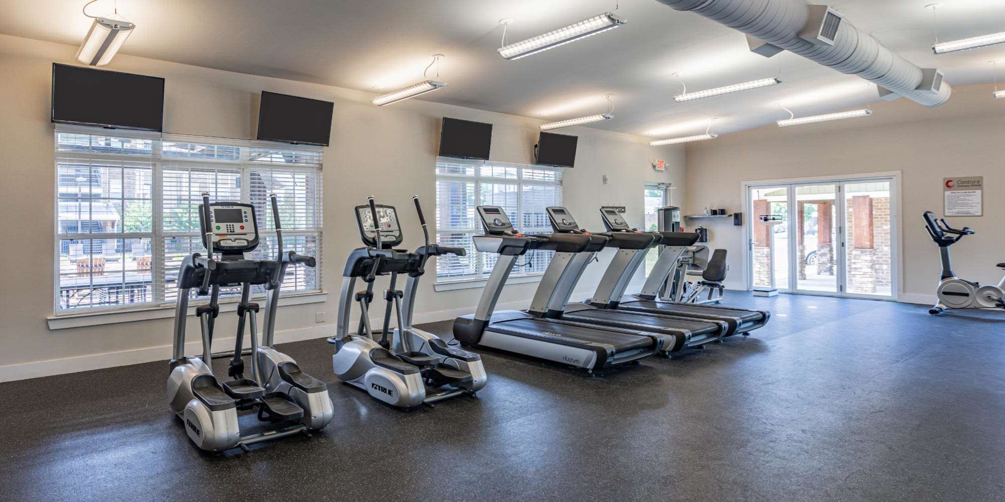 Century Autumn Wood apartments in Murfreesboro, Tennessee