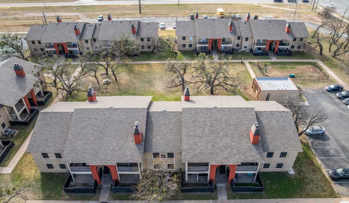 Ariel view of the apartment buildings at Riatta Ranch Apartments in Abilene, Texas